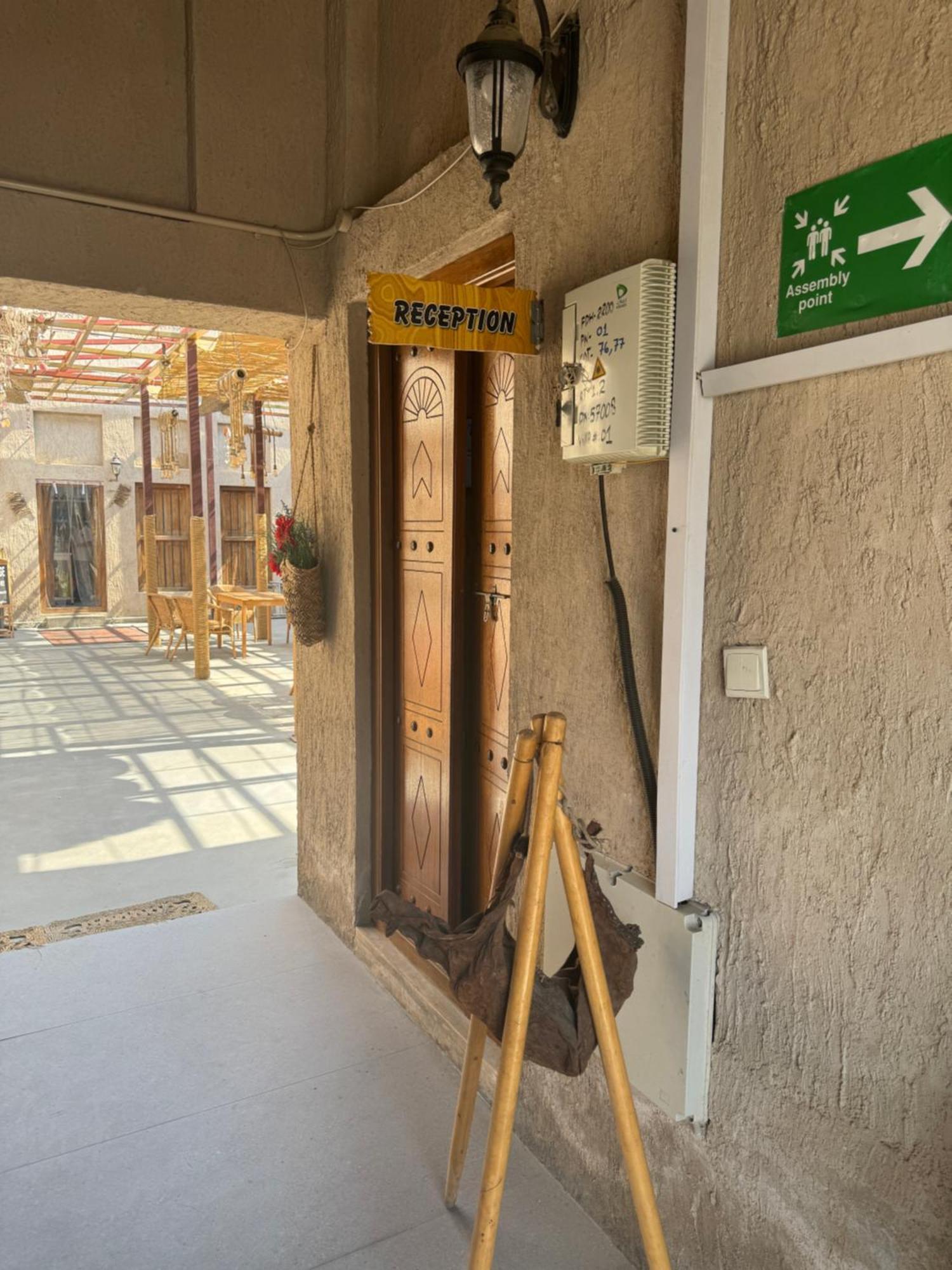 Heritage Home Guest House ドバイ エクステリア 写真
