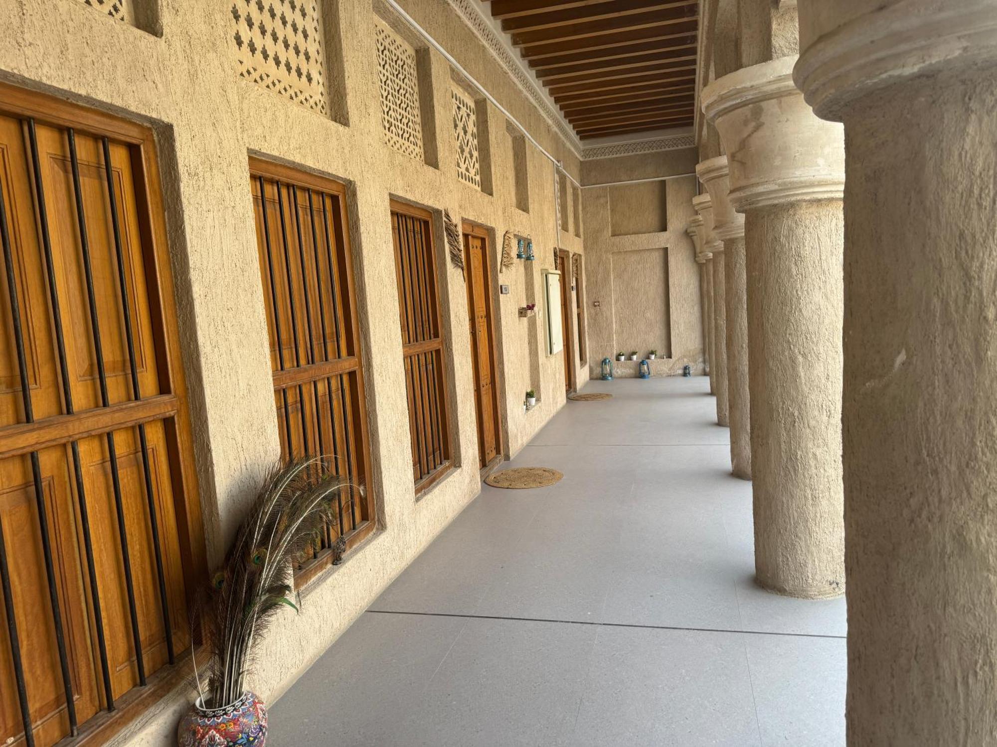 Heritage Home Guest House ドバイ エクステリア 写真