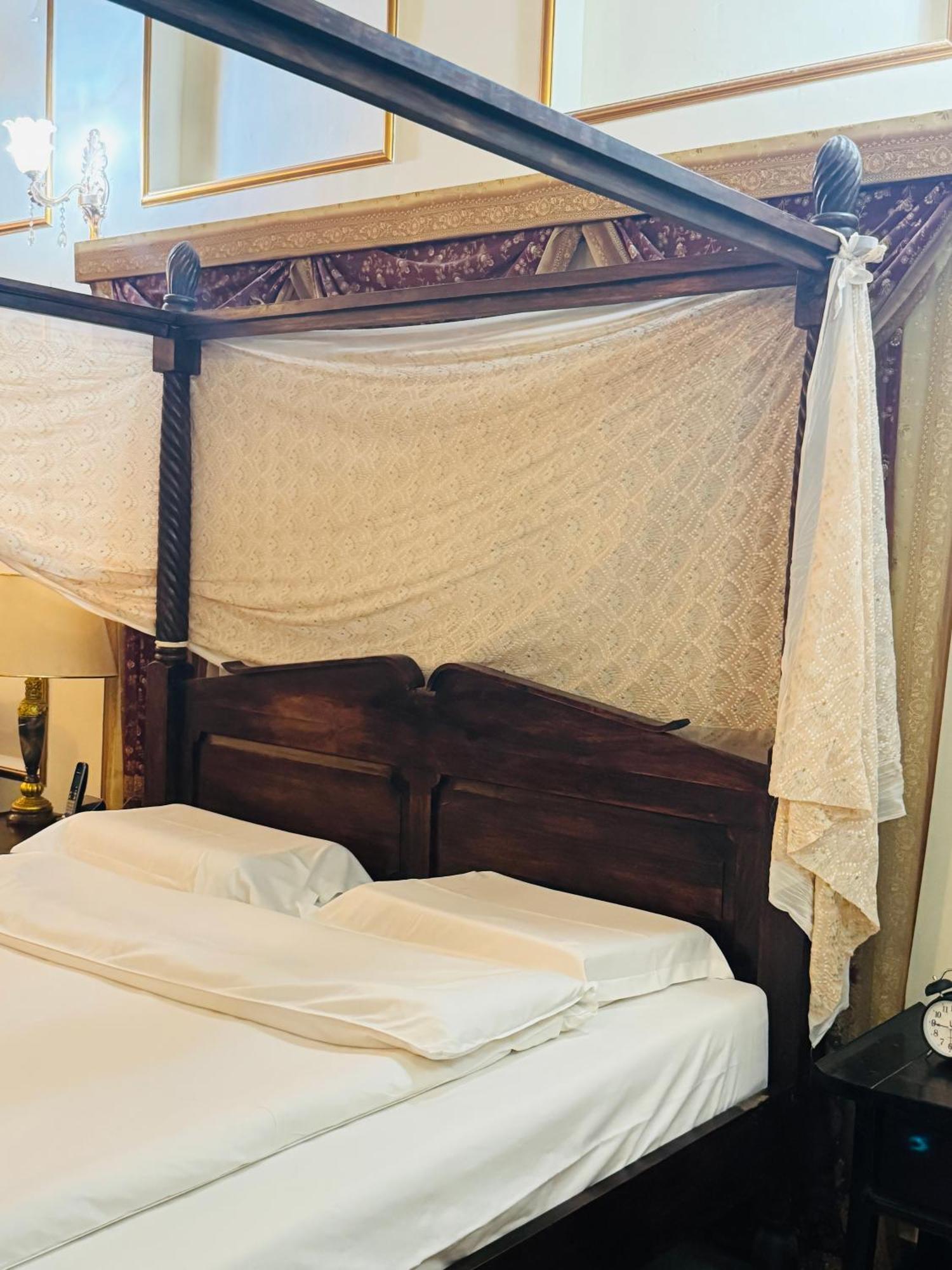 Heritage Home Guest House ドバイ エクステリア 写真